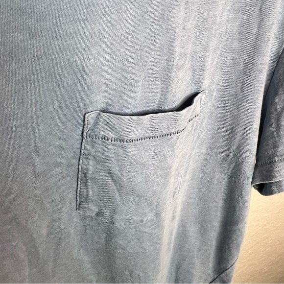 American Eagle light blue short sleeve shirt - Picture 7 of 7